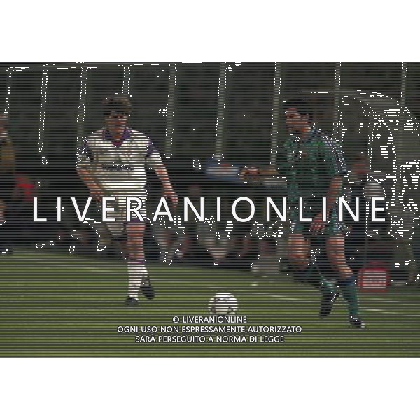 24-04-1997 FIORENTINA BARCELLONA COPPA DELLE COPPE NELLA FOTO LUIS FIGO E MICHELE SERENA AG ALDO LIVERANI SAS