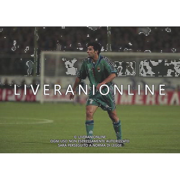 24-04-1997 FIORENTINA BARCELLONA COPPA DELLE COPPE NELLA FOTO LUIS FIGO AG ALDO LIVERANI SAS