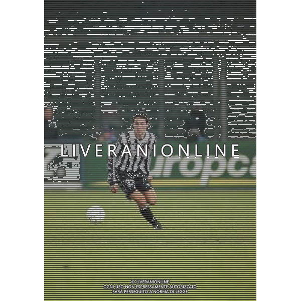 16-12-1999 TORINO COPPA ITALIA JUVENTUS NAPOLI NELLA FOTO GIANLUCA ZAMBROTTA AG ALDO LIVERANI SAS