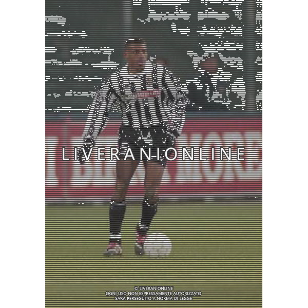 16-12-1999 TORINO COPPA ITALIA JUVENTUS NAPOLI NELLA FOTO SUNDAY OLISEH AG ALDO LIVERANI SAS