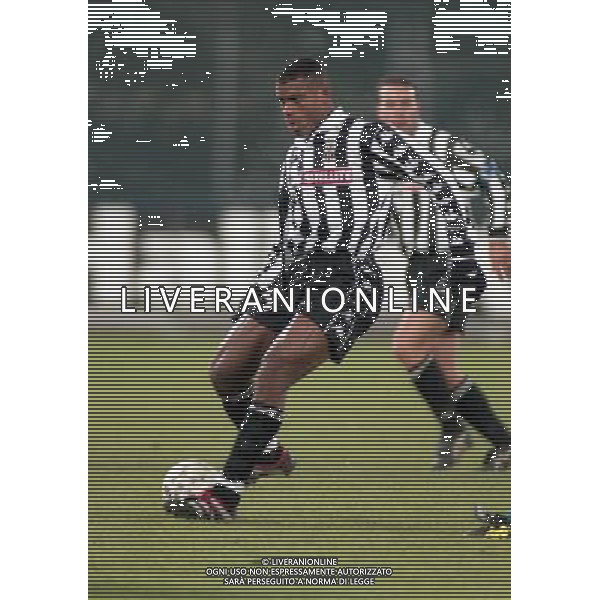 16-12-1999 TORINO COPPA ITALIA JUVENTUS NAPOLI NELLA FOTO SUNDAY OLISEH AG ALDO LIVERANI SAS