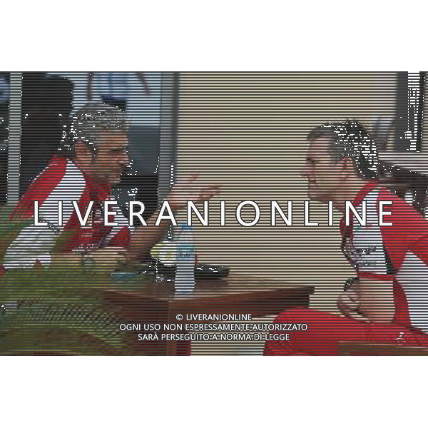 (L to R): Maurizio Arrivabene (ITA) Ferrari Team Principal with James Allison (GBR) Ferrari Chassis Technical Director. 28.11.2015. Formula 1 World Championship, Rd 19, Abu Dhabi Grand Prix, Yas Marina Circuit, Abu Dhabi, Qualifying Day. AG ALDO LIVERANI SAS ONLY ITALY