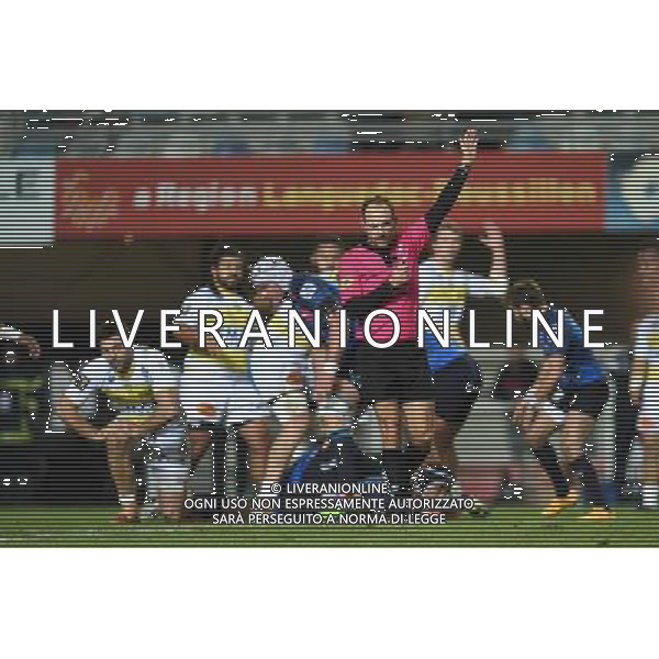 Romain Poite - 27.11.2015 - Montpellier / La Rochelle - 9e journee de Top 14 Photo : Alexandre Dimou / Icon Sport AG ALDO LIVERANI SAS ONLY ITALY