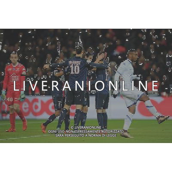 joie PSG / Edinson Cavani - 28.11.2015 - PSG / Troyes - 15eme journee de Ligue 1 Photo : Andre Ferreira / Icon Sport AG ALDO LIVERANI SAS ONLY ITALY