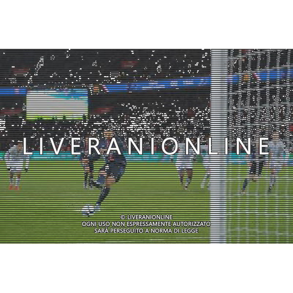 but de Zlatan Ibrahimovic - 28.11.2015 - PSG / Troyes - 15eme journee de Ligue 1 Photo : Andre Ferreira / Icon Sport AG ALDO LIVERANI SAS ONLY ITALY