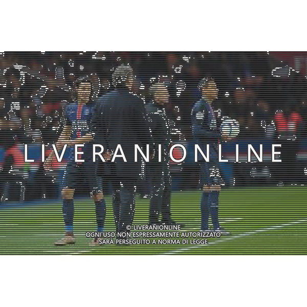 Edinson Cavani / Laurent Blanc - 28.11.2015 - PSG / Troyes - 15eme journee de Ligue 1 Photo : Andre Ferreira / Icon Sport AG ALDO LIVERANI SAS ONLY ITALY