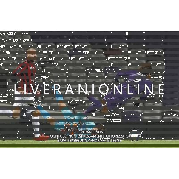 Faute Mouez Hassen / Martin Braithwaite - 28.11.2015 - Toulouse / Nice - 15eme journee de Ligue 1 Photo : Manuel Blondeau / Icon Sport AG ALDO LIVERANI SAS ONLY ITALY