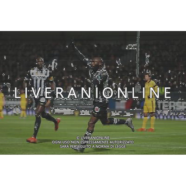 Joie Gilles SUNU - 28.11.2015 - Angers / Lille - 15eme journee de Ligue 1 Photo : Vincent Michel / Icon Sport AG ALDO LIVERANI SAS ONLY ITALY
