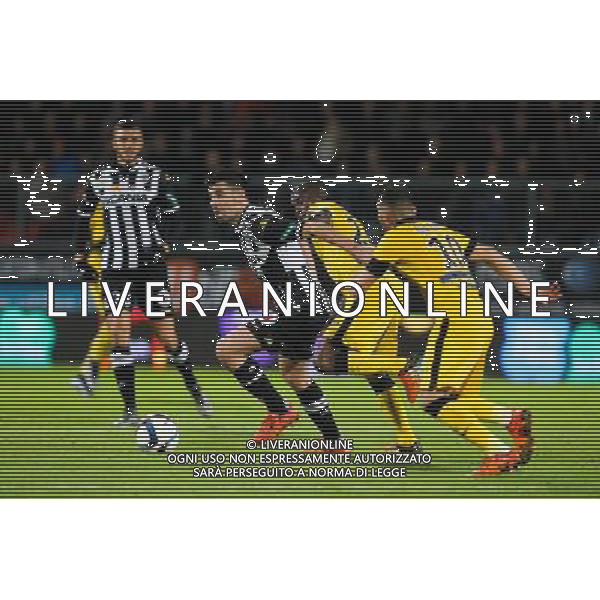 Thomas MANGANI - 28.11.2015 - Angers / Lille - 15eme journee de Ligue 1 Photo : Vincent Michel / Icon Sport AG ALDO LIVERANI SAS ONLY ITALY