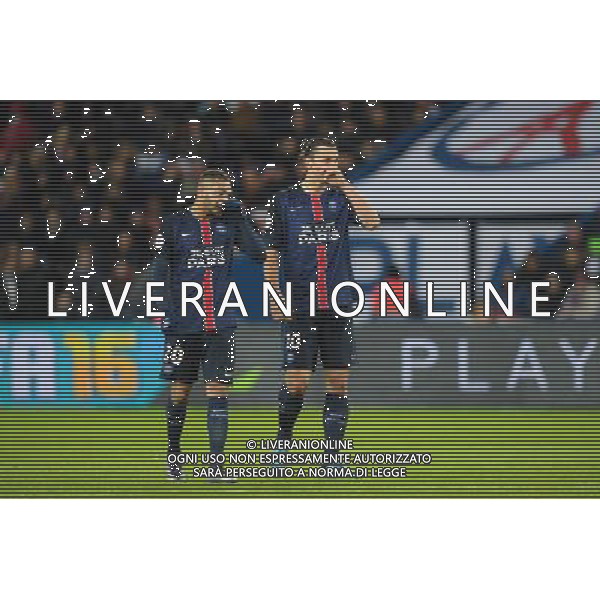 Layvin Kurzawa / Zlatan Ibrahimovic - 28.11.2015 - PSG / Troyes - 15eme journee de Ligue 1 Photo : Andre Ferreira / Icon Sport AG ALDO LIVERANI SAS ONLY ITALY