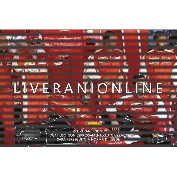 Kimi Raikkonen (FIN) Ferrari at a team photograph. 29.11.2015. Formula 1 World Championship, Rd 19, Abu Dhabi Grand Prix, Yas Marina Circuit, Abu Dhabi, Race Day. AG ALDO LIVERANI SAS ONLY ITALY