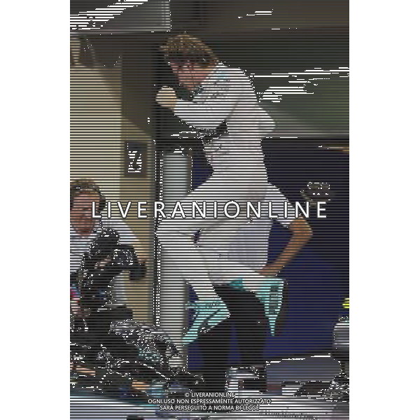 Race winner Nico Rosberg (GER) Mercedes AMG F1 W06 celebrates in parc ferme. 29.11.2015. Formula 1 World Championship, Rd 19, Abu Dhabi Grand Prix, Yas Marina Circuit, Abu Dhabi, Race Day. AG ALDO LIVERANI SAS ONLY ITALY