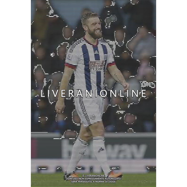 West Bromwich Albion\'s Rickie Lambert celebrates scoring his sides first goal Photographer Craig Mercer/CameraSport Football - Barclays Premiership - West Ham United v West Bromwich Albion - Sunday 29th November 2015 - Boleyn Ground - London © CameraSport - 43 Linden Ave. Countesthorpe. Leicester. England. LE8 5PG - Tel: +44 (0) 116 277 4147 - admin@camerasport.com - www.camerasport.com AG ALDO LIVERANI SAS ONLY ITALY