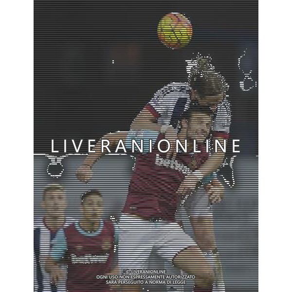 West Ham United\'s Andy Carroll battles for possession with West Bromwich Albion\'s Jonas Olsson Photographer Craig Mercer/CameraSport Football - Barclays Premiership - West Ham United v West Bromwich Albion - Sunday 29th November 2015 - Boleyn Ground - London © CameraSport - 43 Linden Ave. Countesthorpe. Leicester. England. LE8 5PG - Tel: +44 (0) 116 277 4147 - admin@camerasport.com - www.camerasport.com AG ALDO LIVERANI SAS ONLY ITALY