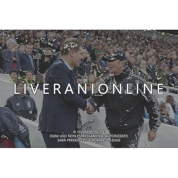 West Ham United manager Slaven Bilic greets West Bromwich Albion manager Tony Pulis before kick off Photographer Craig Mercer/CameraSport Football - Barclays Premiership - West Ham United v West Bromwich Albion - Sunday 29th November 2015 - Boleyn Ground - London © CameraSport - 43 Linden Ave. Countesthorpe. Leicester. England. LE8 5PG - Tel: +44 (0) 116 277 4147 - admin@camerasport.com - www.camerasport.com AG ALDO LIVERANI SAS ONLY ITALY