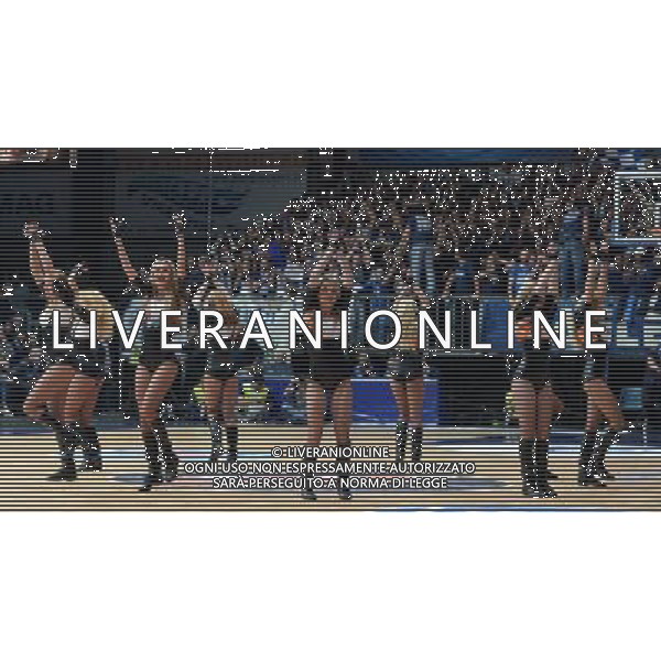 Beko Lega Basket Serie A 2015/2016 Giornata 9 Cucciago (CO) - 29.11.2015 Acqua Vitasnella Cantu\'-EA7 Emporio Armani Milano Nella Foto:le chearleader di cantu\' /Ph.Vitez-Ag. Aldo Liverani