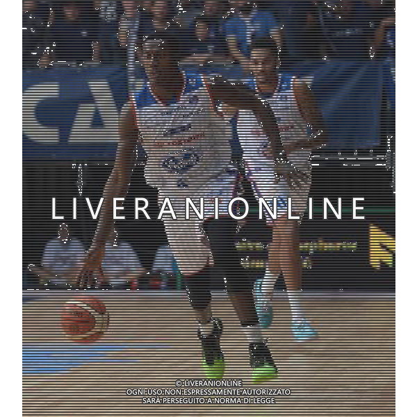 Beko Lega Basket Serie A 2015/2016 Giornata 9 Cucciago (CO) - 29.11.2015 Acqua Vitasnella Cantu\'-EA7 Emporio Armani Milano Nella Foto:Abass Awudu /Ph.Vitez-Ag. Aldo Liverani