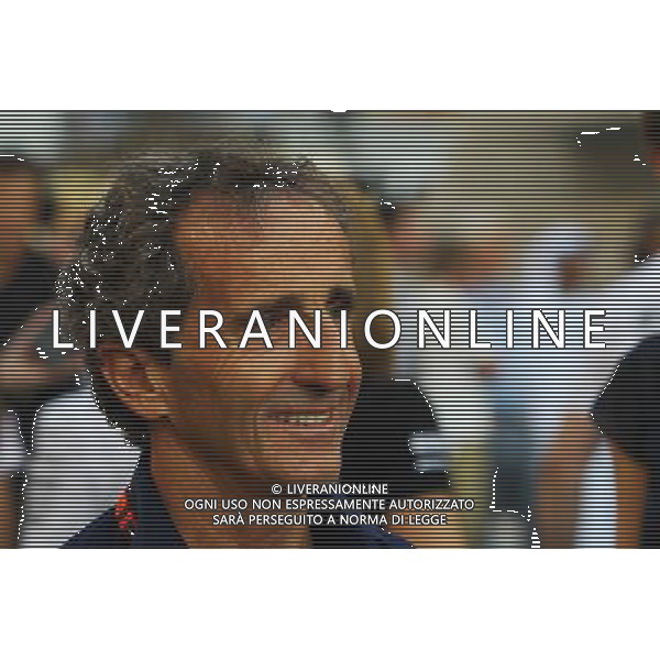 Alain Prost (FRA) on the grid. 29.11.2015. Formula 1 World Championship, Rd 19, Abu Dhabi Grand Prix, Yas Marina Circuit, Abu Dhabi, Race Day. AG ALDO LIVERANI SAS ONLY ITALY