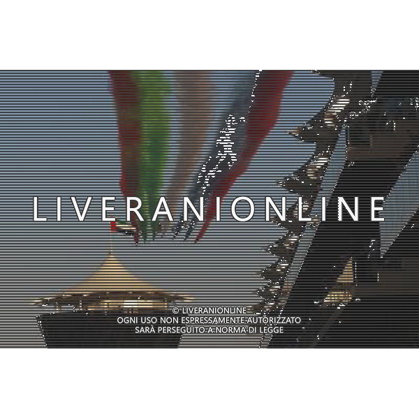 An Etihad plane fly over on the grid. 29.11.2015. Formula 1 World Championship, Rd 19, Abu Dhabi Grand Prix, Yas Marina Circuit, Abu Dhabi, Race Day. AG ALDO LIVERANI SAS ONLY ITALY