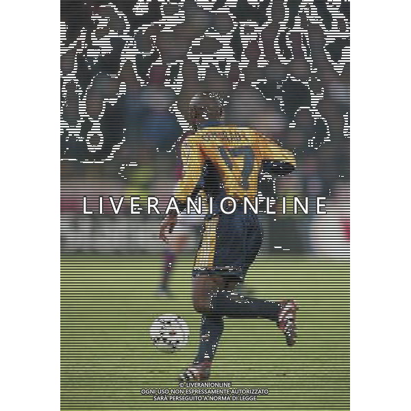 21-04-1999 SEMIFINALE DI COPPA UEFA BOLOGNA-MARSIGLIA NELLA FOTO CYRIL DOMOROUD AG ALDO LIVERANI SAS