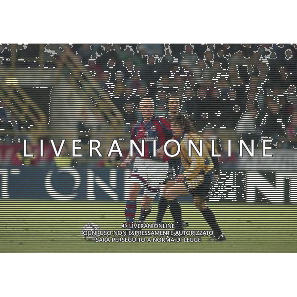21-04-1999 SEMIFINALE DI COPPA UEFA BOLOGNA-MARSIGLIA NELLA FOTO KLAS INGESSON AG ALDO LIVERANI SAS