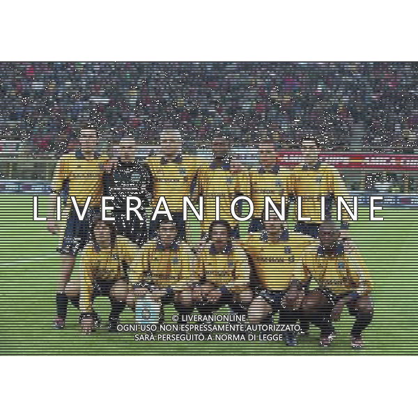 21-04-1999 SEMIFINALE DI COPPA UEFA BOLOGNA-MARSIGLIA NELLA FOTO FORMAZIONE MARSIGLIA AG ALDO LIVERANI SAS