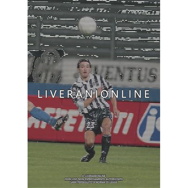 JUVENTUS LEVSKI SOFIA 04-11-1999 COPPA UEFA NELLA FOTO GIANLUCA ZAMBROTTA AG ALDO LIVERANI SAS