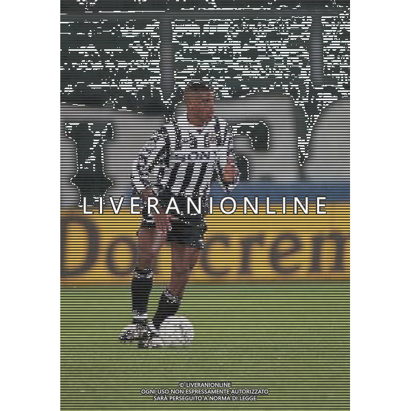 JUVENTUS LEVSKI SOFIA 04-11-1999 COPPA UEFA NELLA FOTO SUNDAY OLISEH AG ALDO LIVERANI SAS