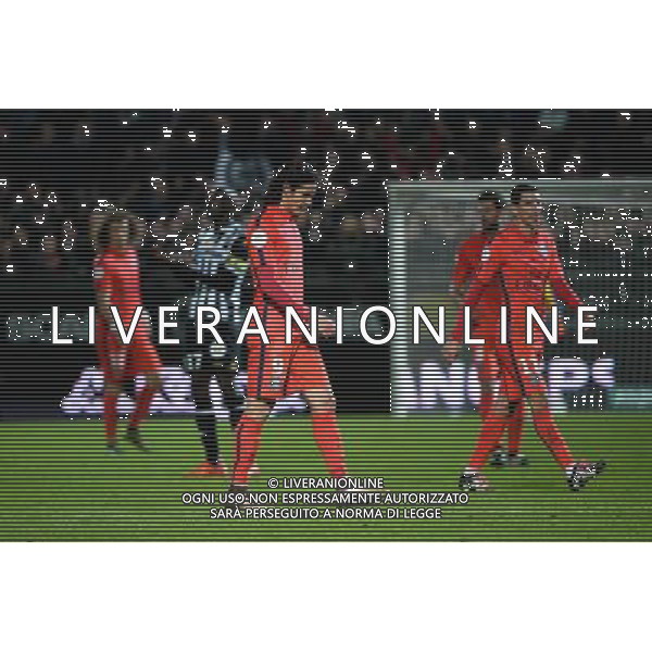 Edinson CAVANI - 01.12.2015 - Angers / PSG - 16eme journee Ligue 1 Photo : Nolwenn Le Gouic / Icon Sport AG ALDO LIVERANI SAS ONLY ITALY