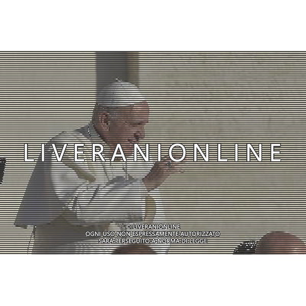 CittÃ  del Vaticano - 02/12/2015 - Piazza San Pietro - Udienza generale del Mercoledi\' - nella foto: /Ph. Corradetti - Ag. Aldo Liverani/ AGENZIA ALDO LIVERANI SAS -