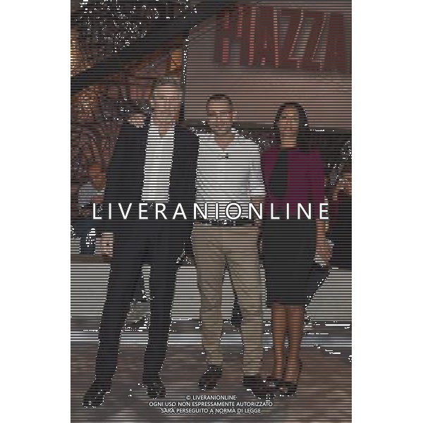 Roma - 03/12/2015 - Studi La 7 - Trasmissione TV \' Piazzapulita \' - nella foto: Roger Waters Corrado Formigli e Rula Jebreal / Ph. Fabrizio Corradetti - Ag. Aldo Liverani sas