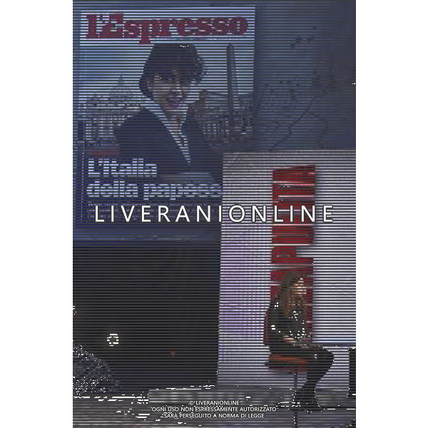 Roma - 03/12/2015 - Studi La 7 - Trasmissione TV \' Piazzapulita \' - nella foto: Francesca Chaouqui sullo sfondo la copertina dell\'Espresso / Ph. Fabrizio Corradetti - Ag. Aldo Liverani sas