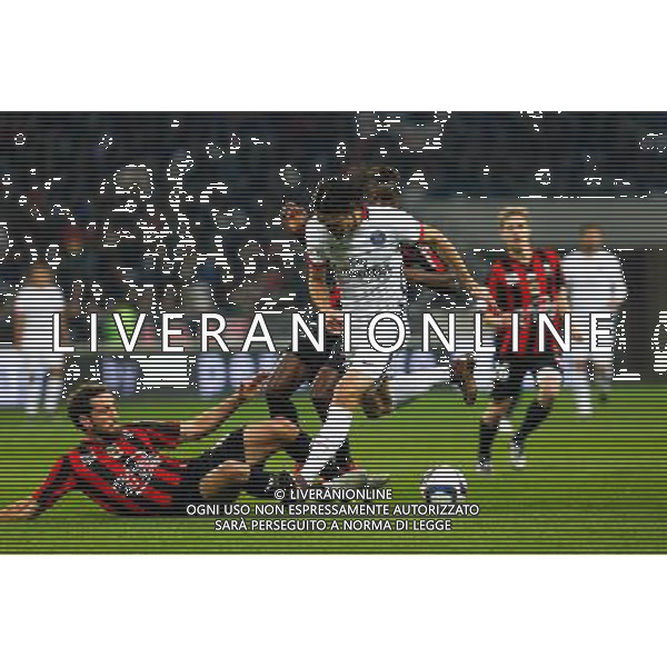 Paul BAYSSE / Edison CAVANI - 04.12.2015 - Nice / PSG - 17eme journee de Ligue 1 Photo : Jean Christophe Magnenet / Icon Sport AG ALDO LIVERANI SAS ONLY ITALY