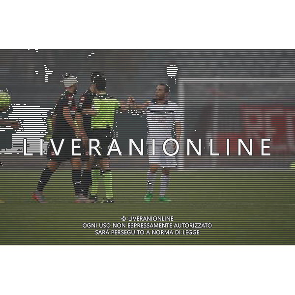 Campionato Lega Pro, Girone B, Rimini vs Santarcangelo, Derby Romagnolo del 05/12/2015, nella foto, MOMENTO DI TENSIONE TRA TOMMASO ARRIGONI E FRANCESCO TORELLI, ©CLAUDIO ZAMAGNI/AGENZIA ALDO LIVERANI S.A.S.