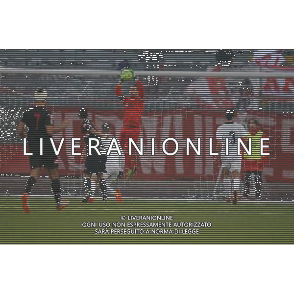 Campionato Lega Pro, Girone B, Rimini vs Santarcangelo, Derby Romagnolo del 05/12/2015, nella foto, PARATA DEL CAPITANO MICHELE NARDI, ©CLAUDIO ZAMAGNI/AGENZIA ALDO LIVERANI S.A.S.