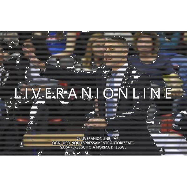 Campionato SuperLega UnipolSai - 9¡ giornata Castellanza (VA) 5-12-2015 PalaBorsani Revivre Milano vs Diatec Trentino nella foto Radostin Stoytchev allenatore Trentino foto Roberto Garavaglia - ag. Aldo Liverani sas