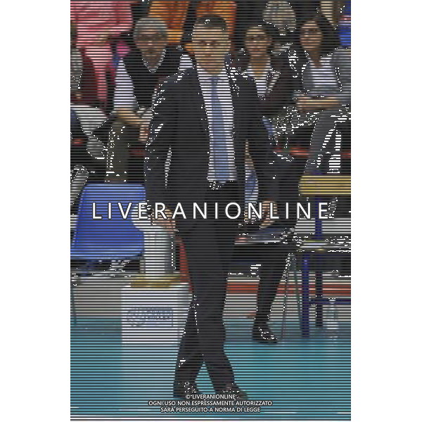 Campionato SuperLega UnipolSai - 9¡ giornata Castellanza (VA) 5-12-2015 PalaBorsani Revivre Milano vs Diatec Trentino nella foto Radostin Stoytchev allenatore Trentino foto Roberto Garavaglia - ag. Aldo Liverani sas