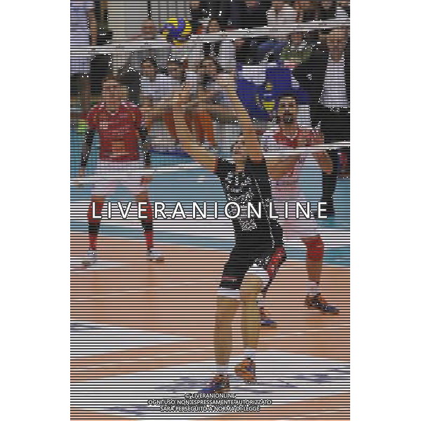 Campionato SuperLega UnipolSai - 9¡ giornata Castellanza (VA) 5-12-2015 PalaBorsani Revivre Milano vs Diatec Trentino nella foto Simone Giannelli (Trentino) foto Roberto Garavaglia - ag. Aldo Liverani sas