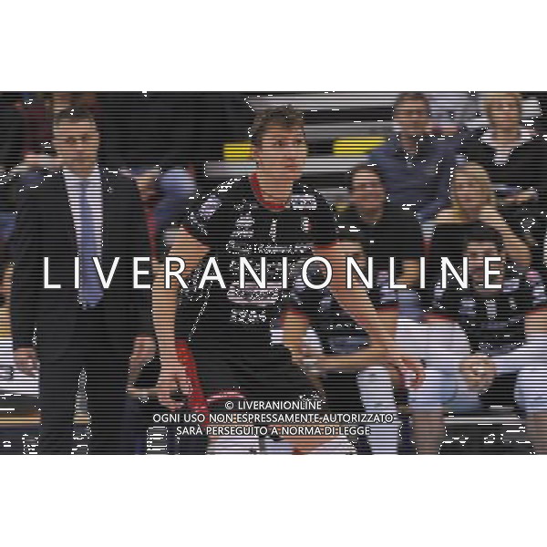 Campionato SuperLega UnipolSai - 9¡ giornata Castellanza (VA) 5-12-2015 PalaBorsani Revivre Milano vs Diatec Trentino nella foto Oleg Antonov (Trentino) foto Roberto Garavaglia - ag. Aldo Liverani sas
