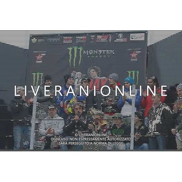 SIC DAY 2015 al Misano World Circuit 5 e 6 Dicembre, nella foto, SUL PODIO, PAOLO SIMONCELLI, IN COMPAGNIA DEI PILOTI, RINGRAZIA IL PUBBLICO PRESENTE AL SIC DAY, Â©CLAUDIO ZAMAGNI/AGENZIA ALDO LIVERANI S.A.S.