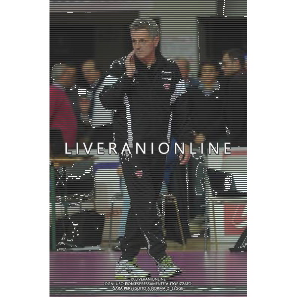 Campionato Serie A1 Master Group Sport - 10¡ giornata Novara 6-12-2015 Pala Igor Gorgonzola Igor Gorgonzola Novara vs Unendo Yamamay Busto Arsizio nella foto Marco Mencarelli allenatore Busto Arsizio foto Roberto Garavaglia - ag. Aldo Liverani sas