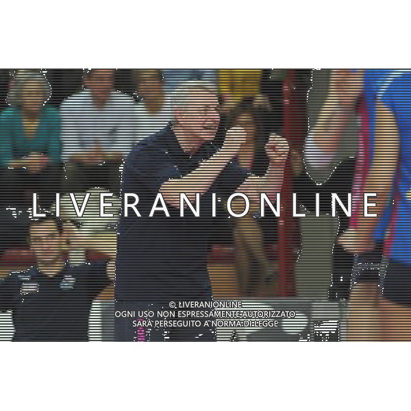 Campionato Serie A1 Master Group Sport - 10¡ giornata Novara 6-12-2015 Pala Igor Gorgonzola Igor Gorgonzola Novara vs Unendo Yamamay Busto Arsizio nella foto Luciano Pedulla\' allenatore Novara foto Roberto Garavaglia - ag. Aldo Liverani sas