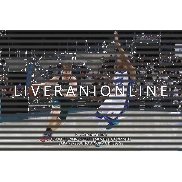 Akil Mitchell / Mark Payne - 05.12.2015 - Antibes / Limoges - 11e journee Pro A Photo : Sebastien Nogier / Icon Sport AG ALDO LIVERANI SAS ONLY ITALY