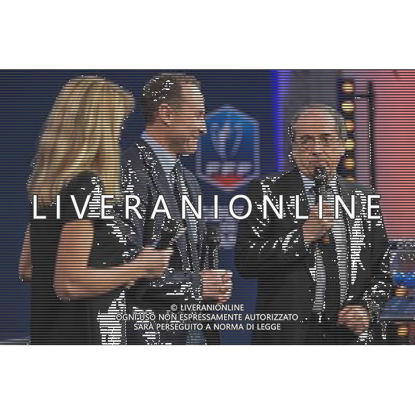 Candice Prevost / Jean Pierre Papin / Noel Le Graet - 07.12.2015 - Tirage au sort des 32emes de finales de la Coupe de France Photo : Anthony Dibon / Icon Sport AG ALDO LIVERANI SAS ONLY ITALY