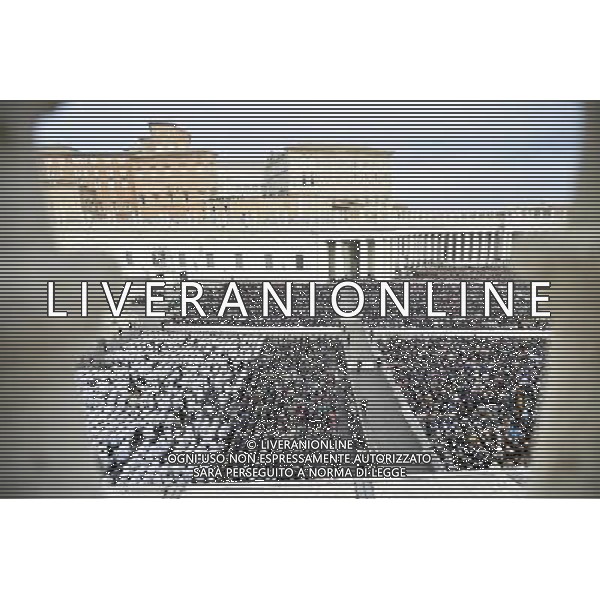 Santa Messa per l\'apertura del Giubileo straordinario della Misericordia presieduta Sua Santita\' Papa Francesco in Piazza San Pietro Citta\' del Vaticano Roma 08 dicembre 2015 nella foto veduta panoramica ©Corradetti / Agenzia Aldo Liverani Sas