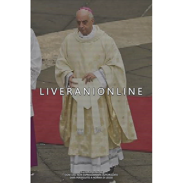 Santa Messa per l\'apertura del Giubileo straordinario della Misericordia presieduta Sua Santita\' Papa Francesco in Piazza San Pietro Citta\' del Vaticano Roma 08 dicembre 2015 nella foto monsignor Rino Fisichella, presidente del Pontificio consiglio per la nuova evangelizzazione Â©Corradetti / Agenzia Aldo Liverani Sas