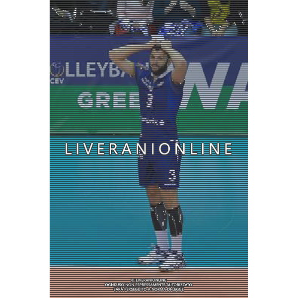 Deception Davide Saitta - 08.12.2015 - Paris Volley / Dynamo Moscou - Ligue des Champions Photo : Anthony Dibon / Icon Sport AG ALDO LIVERANI SAS ONLY ITALY