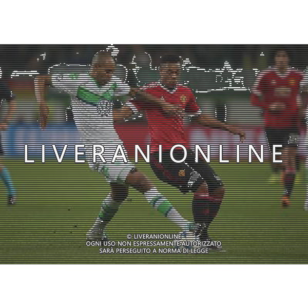 firo Fu§ball,Fussball, 08.12.2015 Uefa Champions League VfL Wolfsburg - Manchester United zweikampd Naldo gegn Anthony Martial $worldrightsEs gelten unsere AGB, einsehbar auf www.firosportphoto.de copyright by firo sportphoto: Coesfelder Str.207 48249 DŸlmen www.firosportphoto.de mail@firosportphoto.de (V o l k s b a n k B o c h u m - W i t t e n ) BLZ.: 430 601 29 Kt. Nr.: 341 117 100 Tel:Ê 02594 - 9916004 Fax:Ê02594 - 9916005 AG ALDO LIVERANI SAS ONLY ITALY