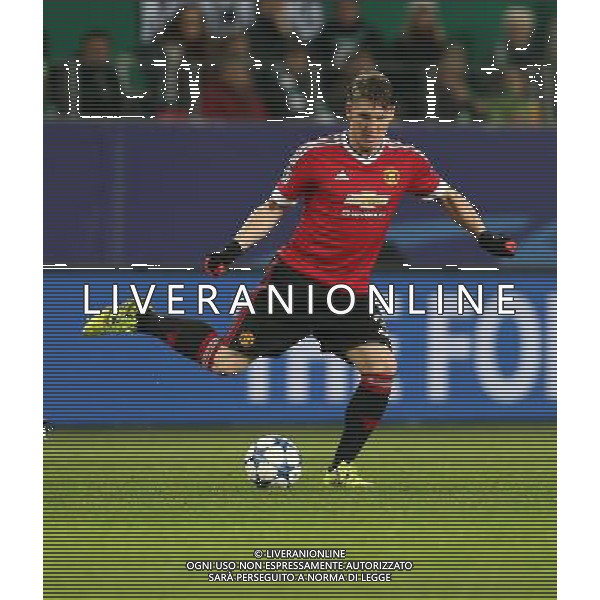 firo : 08.12.2015, 08. december 2015 Fu§ball, Champions League ,Saison 2015/2016, VFL Wolfsburg - Manchester United (3-2) Manchester, Bastian Schweinsteiger, Einzelaktion, single action $worldrights,Es gelten unsere AGB, einsehbar auf www.firosportphoto.de, copyright by firo sportphoto: Coesfelder Str. 207 D-48249 DŸlmen www.firosportphoto.de mail@firosportphoto.de (V o l k s b a n k B o c h u m - W i t t e n ) BLZ.: 430 601 29 Kt. Nr.: 341 117 100 Tel:Ê +49-2594-9916004 Fax:Ê+49-2594-9916005 AG ALDO LIVERANI SAS ONLY ITALY