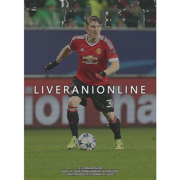 firo : 08.12.2015, 08. december 2015 Fu§ball, Champions League ,Saison 2015/2016, VFL Wolfsburg - Manchester United (3-2) Manchester, Bastian Schweinsteiger, Einzelaktion, single action $worldrights,Es gelten unsere AGB, einsehbar auf www.firosportphoto.de, copyright by firo sportphoto: Coesfelder Str. 207 D-48249 DŸlmen www.firosportphoto.de mail@firosportphoto.de (V o l k s b a n k B o c h u m - W i t t e n ) BLZ.: 430 601 29 Kt. Nr.: 341 117 100 Tel:Ê +49-2594-9916004 Fax:Ê+49-2594-9916005 AG ALDO LIVERANI SAS ONLY ITALY